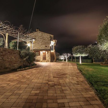 La Casa Tra Gli Ulivi Bed & Breakfast Assisi Exterior photo