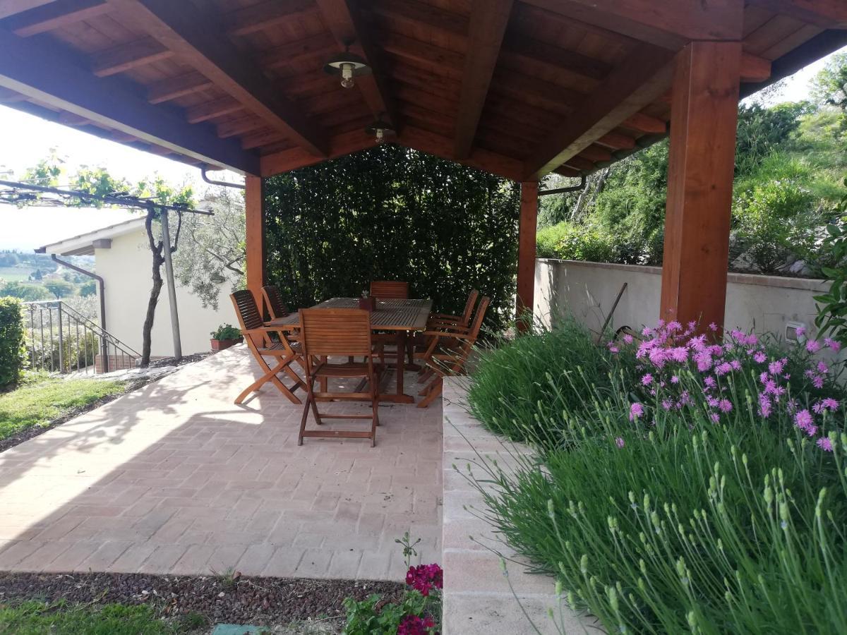 La Casa Tra Gli Ulivi Bed & Breakfast Assisi Exterior photo