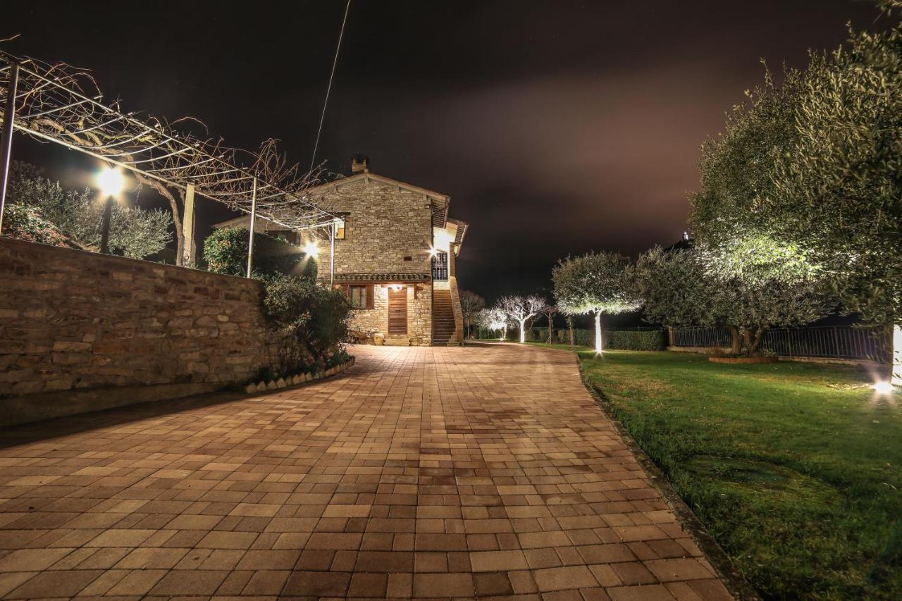 La Casa Tra Gli Ulivi Bed & Breakfast Assisi Exterior photo